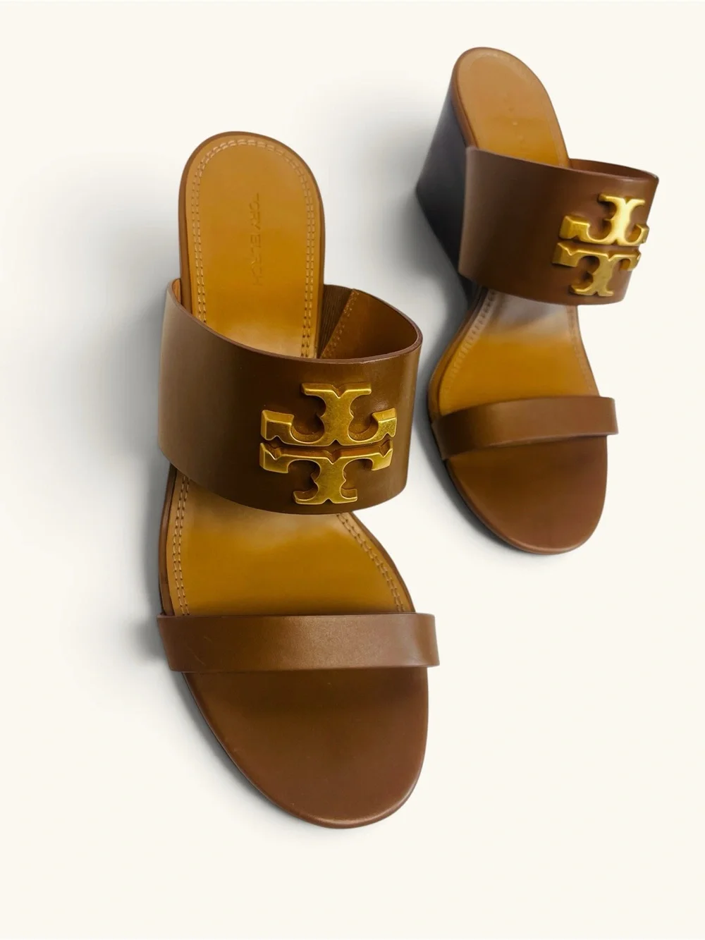 Tory Burch Everly 65mm Sandal Wedge Slides Royal Tan Rolled Brass Logo Women 9.5